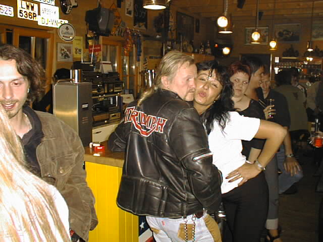 PIC00104